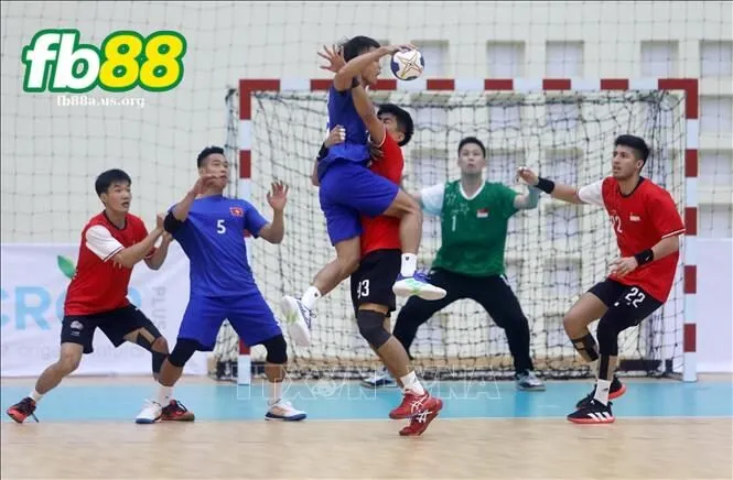 Chơi kèo bóng ném siêu chính xác