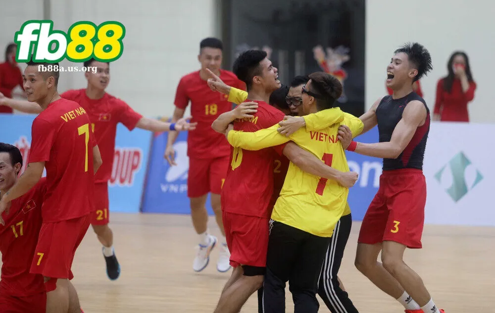 Cập nhật tỷ lệ cược thời gian thực tại FB88 giúp người chơi phân tích